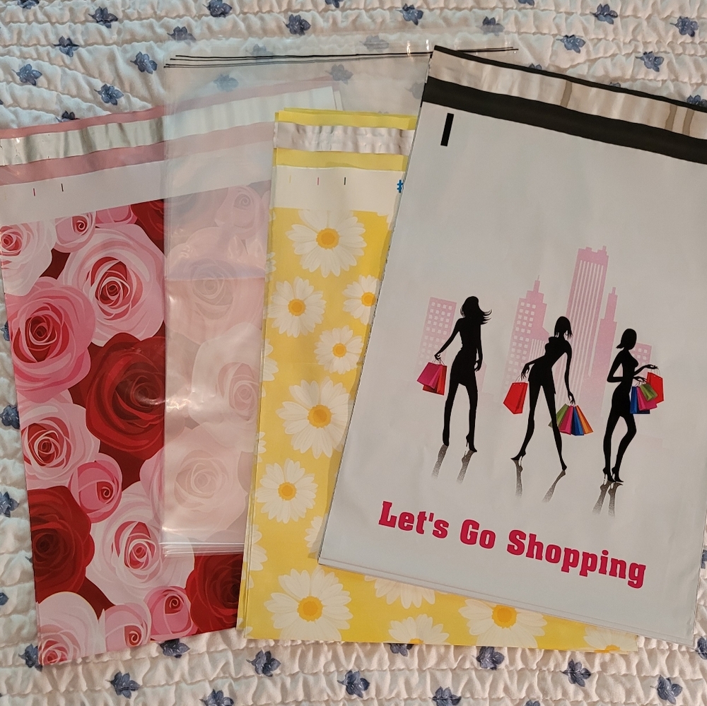 18 Poly Mailers+